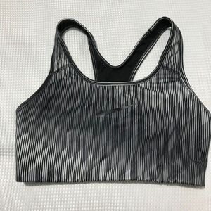 Nike sports bra size  M…0672